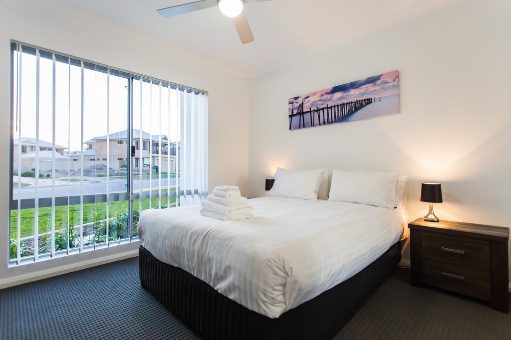Reflections By Rockingham Apartments Quarto foto